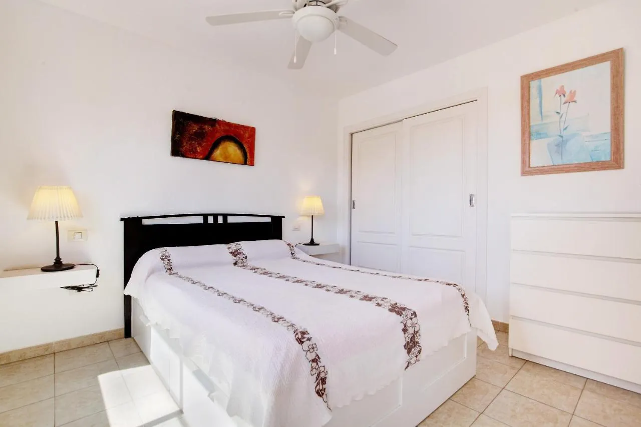 Beautiful 3 Bed Apartment Caleta De Fuste Spain